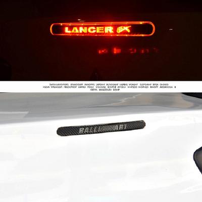 Наклейка на задний фонарь Lancer, материал - углеродное волокно