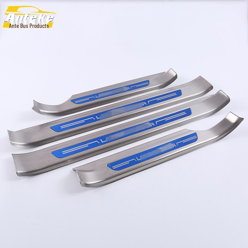 16 Накладки на пороги и бампер багажника Land Cruiser