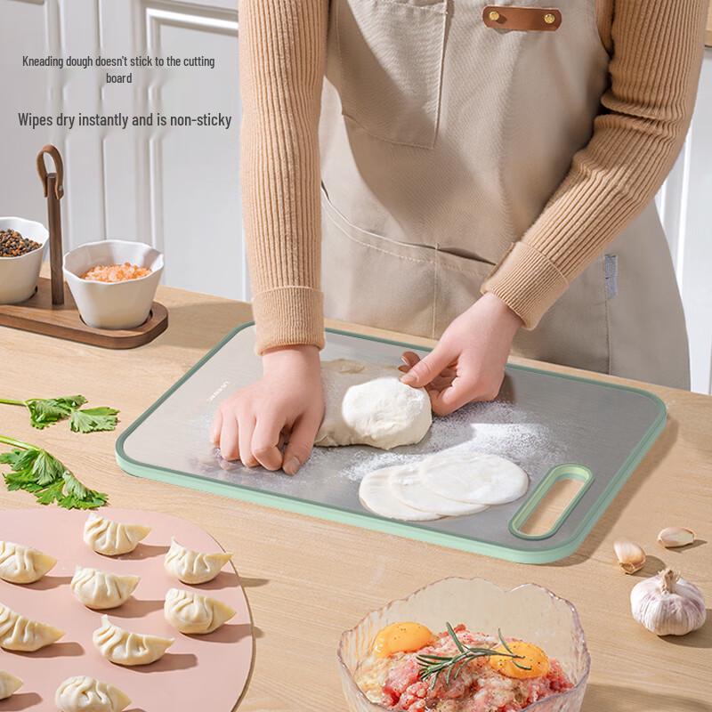 Liven 2-in-1 Antibacterial Wheat Straw Cutting Board