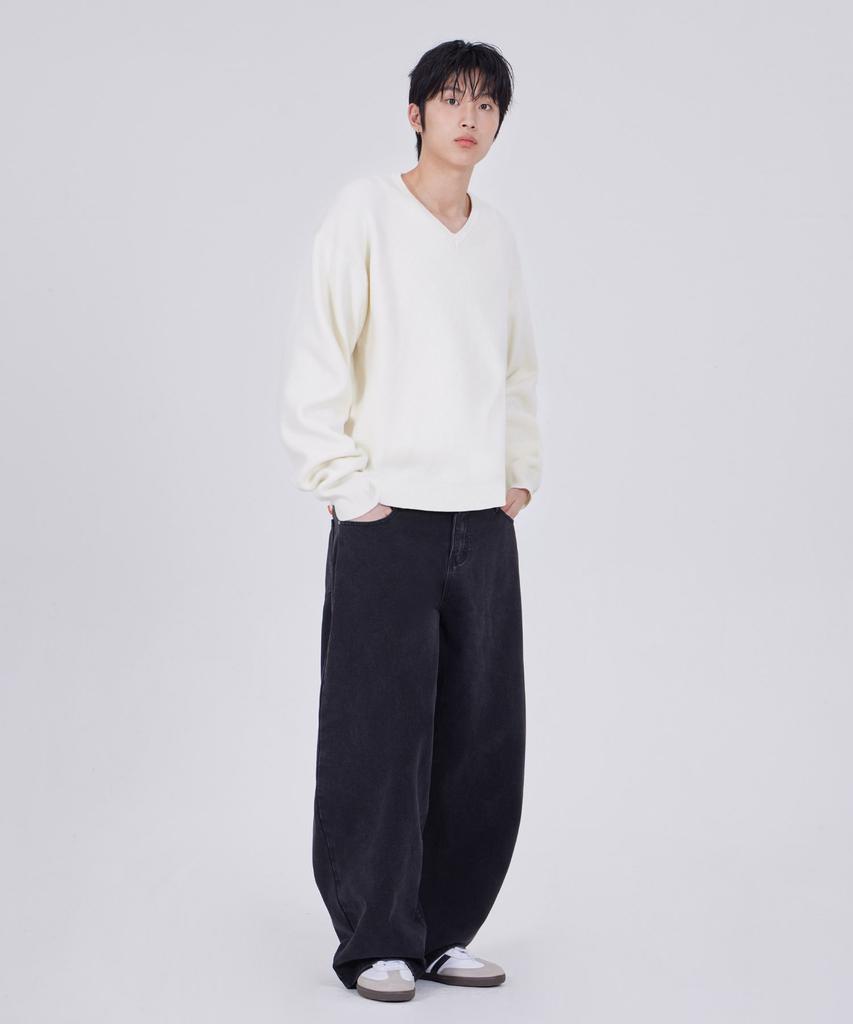 GLW Minimal V-Neck Crop Knit Ivory
