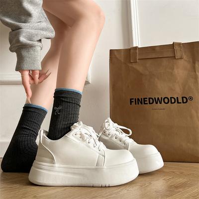 Женская обувь – Кроссовки