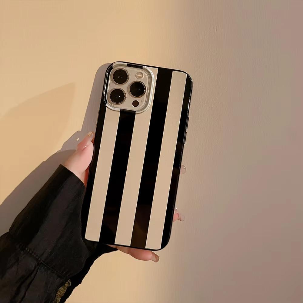 Fashion Retro White Striped Pattern Phone Case For iPhone 17 Air 16 Pro Max 15 14 Plus 13 12 11 Shockproof Silicone Back Cover