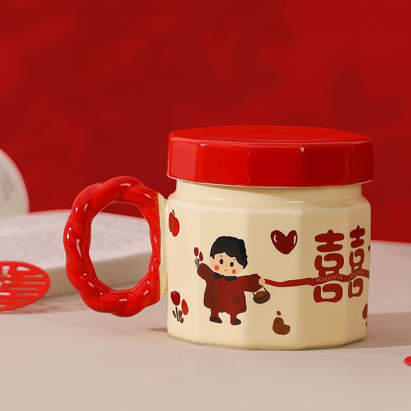 Керамическая кружка-сувенир, женская чашка с крышкой, свадебный подарок для молодоженов, пара праздничных чашек для воды для пар