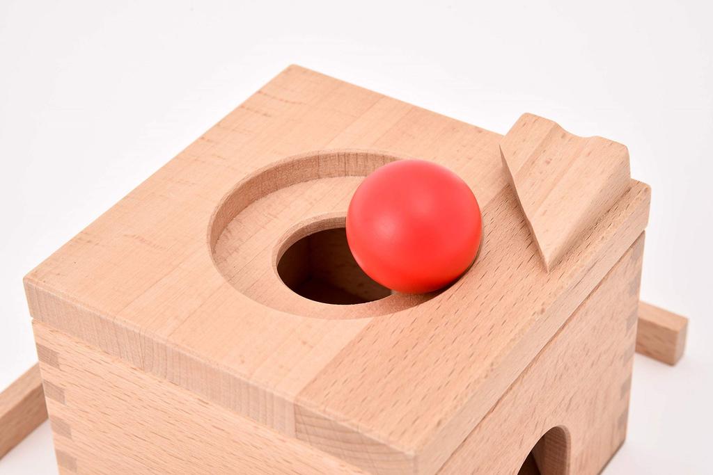Gentosha Monteplus Montessori Style Spinning Ball Drop