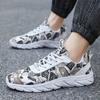 TUINANLE Мужские кроссовки, легкая повседневная обувь, кроссовки для бега с граффити, большие размеры 39-48, дышащая прогулочная мужская обувь