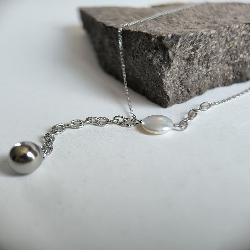 Silver Necklace with Natural Baroque Pearls, Item Weight 5.86 G (2187264)