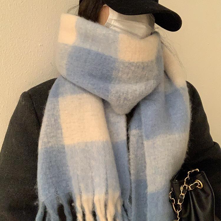 2025 New Scarf Women's Winter Atmosphere Blue and White Plaid Fashion Versatile Shawl Thickened Warm Scarf