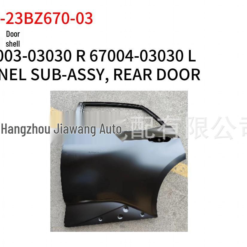 Toyota 2023 BZ3 Накладки задней двери - Правая 67003-03030, Левая 67004-03030