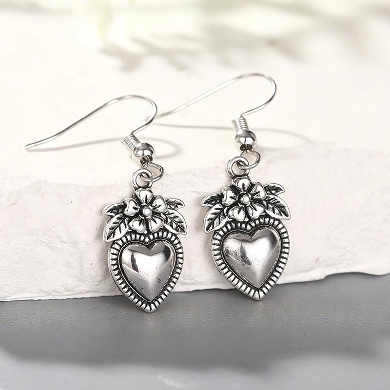 Lovely Silver Color Heart Drop Earrings Vintage Women Party Metal Accessories Engraved Leaf Flower Fresh Daily Jewelry