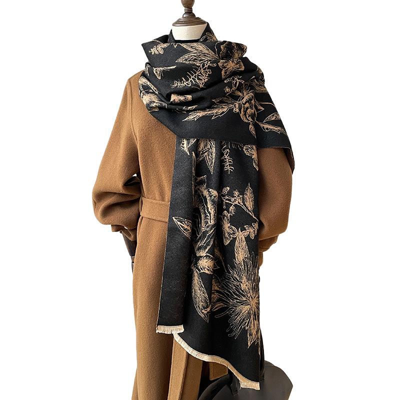 Autumn And Winter Are Full Of Flowers, Butterflies Linger In The Pastoral Style, Light Luxury Women'S Imitation Cashmere Warm Shawl Scarf
