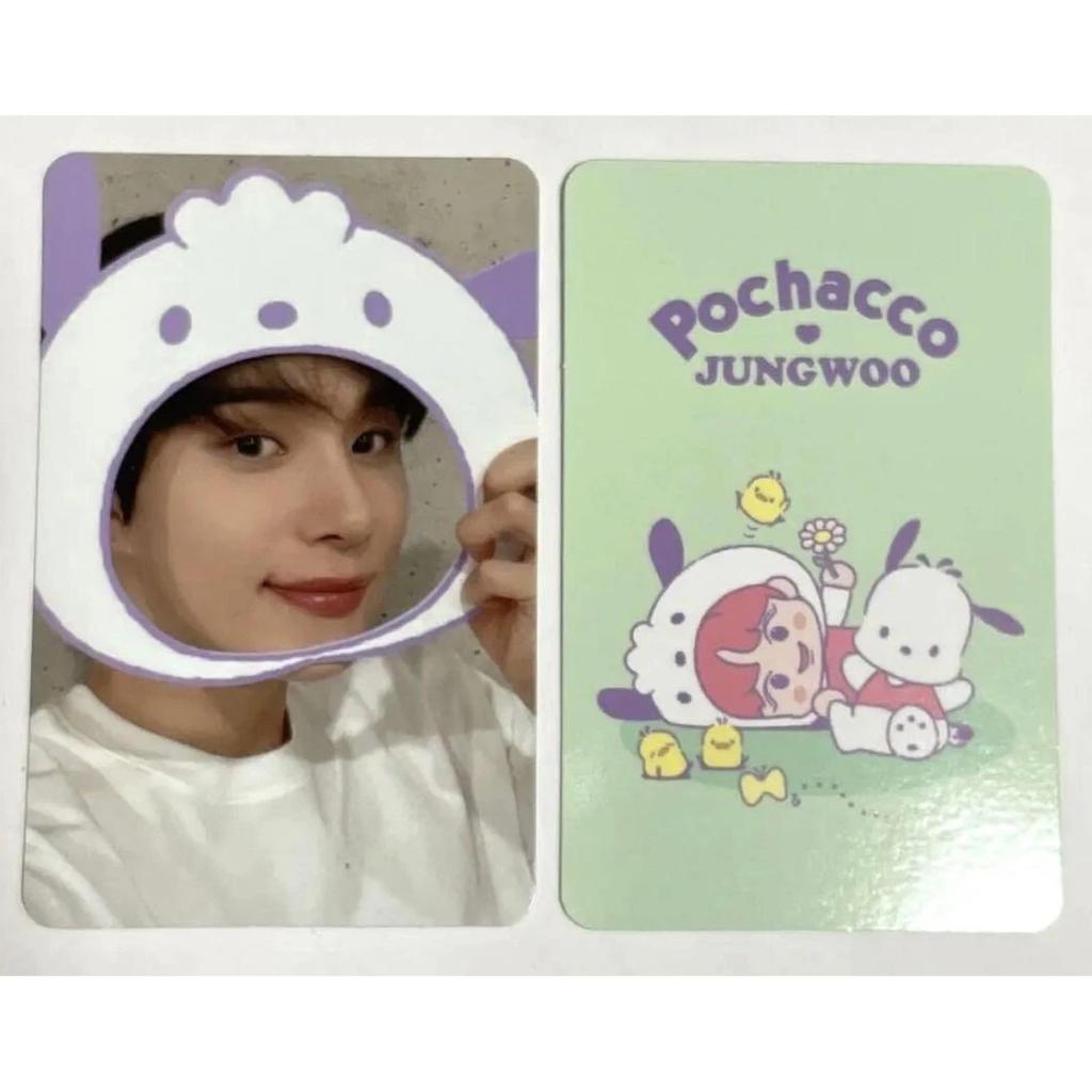 Официальная фотокарточка NCT x ПЕРСОНАЖИ SANRIO, версия B. СЕЛФИ / ПЕРСОНАЖ