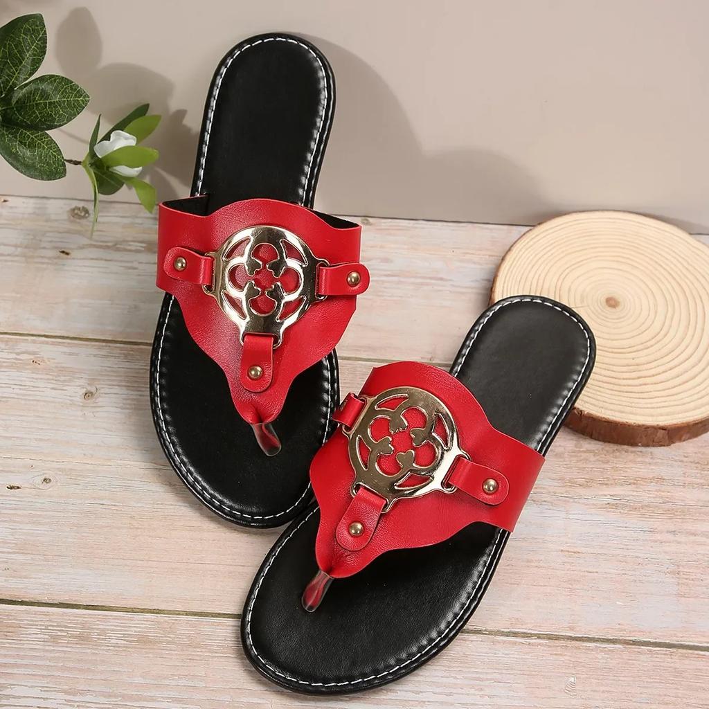 Summer New Simple Metal Buckle Clip Flip-Flops Fashion Beach Plus Size Sandals Women Chaussure Femme 36-43