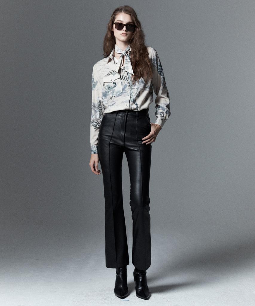 UNTAGE Minhwa Print Western Shirt (Unisex)_Uts-Fs63
