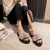 Fashion Elegant Pearl Slippers Woman Beaded Shoes Summer Thicken Soled Sandals Flats Heels Slides Ladies Home Flipper Slip On Flip Flops