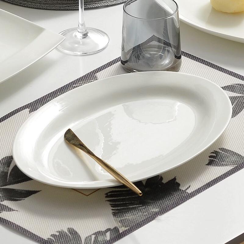 Huaiyi White Ceramic Dinnerware Collection