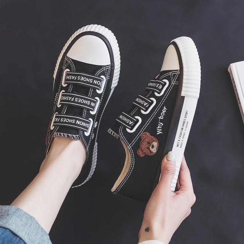 Эластичная лента Bear Низкие парусиновые туфли Женские весенние новые однопедальные ленивые туфли Повседневные студенческие резиновые туфли Обувь для сноуборда