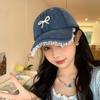 Корейская версия нишевой кружевной бейсболки для женщин с открытым лицом, маленькая милая и симпатичная трехмерная жемчужная бантовая ретро-джинсовая шляпа, лето