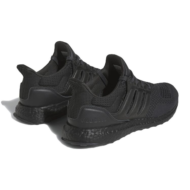 adidas Мужские кроссовки UltraBoost 1.0 DNA Carbon Black Core-Black GY7486