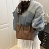 Premium Handbag Bag Women 2025 New Trendy Fashion Texture Shoulder Bag Popular Commuter Messenger Bucket Bag