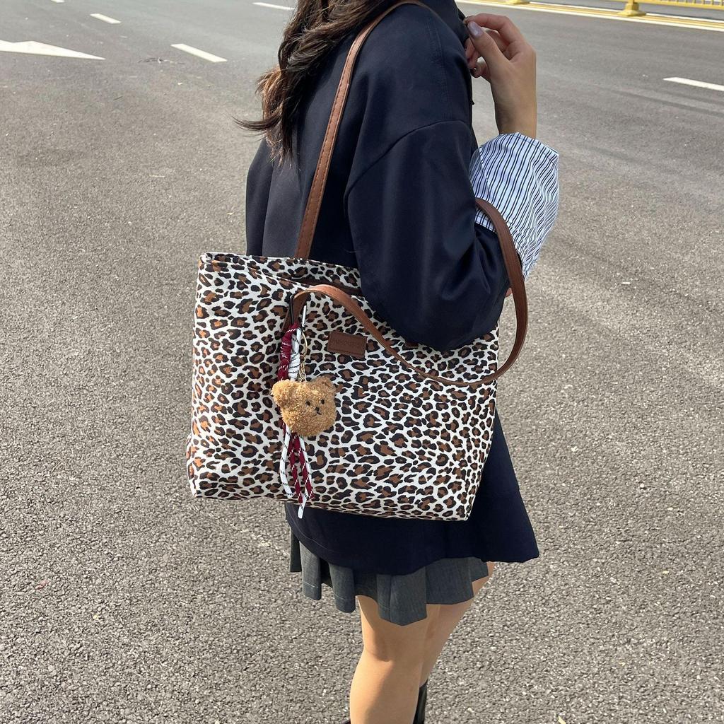 Сумка-тоут в европейском ретро-стиле с леопардовым принтом: Модная, Универсальная, Вместительная наплечная сумка-тоут для женщин