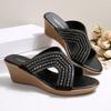 Fashion Rhinestone Decor Wedge Sandals for Women Summer 2025 Fashion Non Slip Beach Slippers Woman Comfortable Slip On Platform Sandals