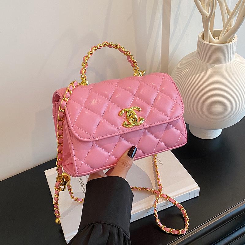 Маленькая сумка кроссбоди Xiangfeng Mini с цепочкой в виде ромбиков и золотым шариком - Красная, Осенняя мода