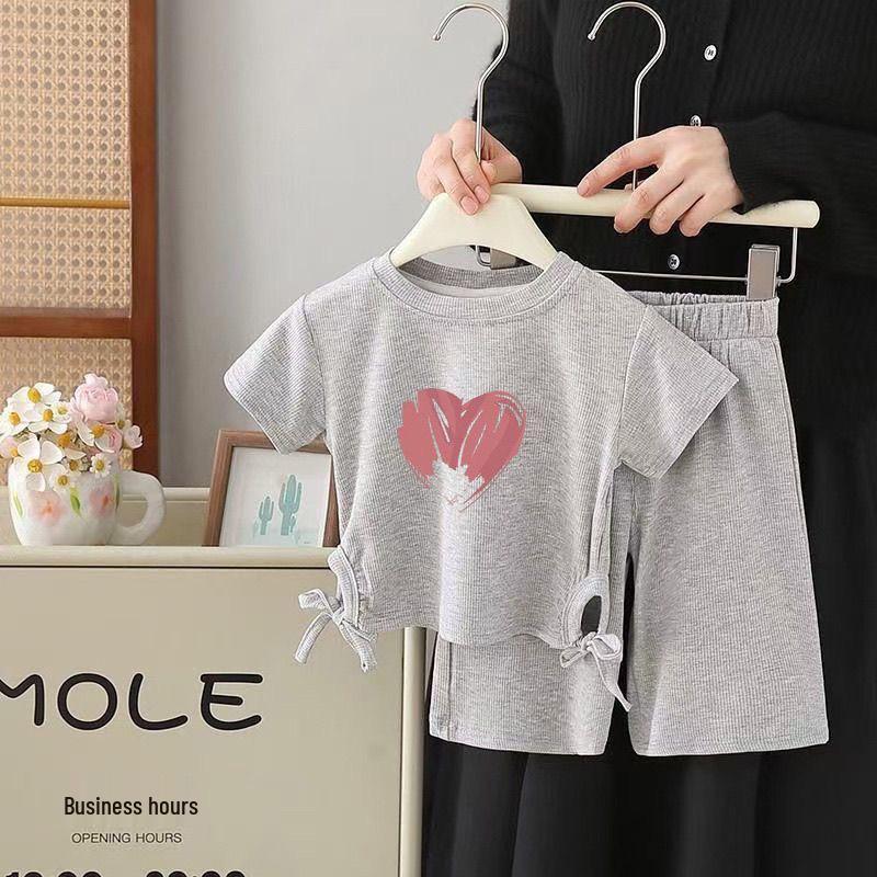 Летний Корейский Милый Комплект для Девочек: Футболка и Стильные 7-точечные Брюки - Детская Одежда с Коротким Рукавом, Двухпредметный