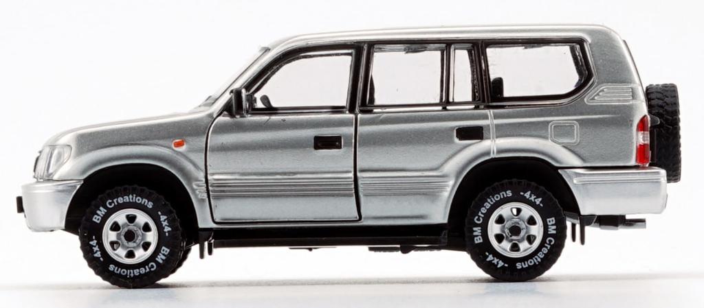 BM CREATIONS 1/64 Toyota Land Cruiser Prado LC95 Серебристый (LHD) Готовый продукт