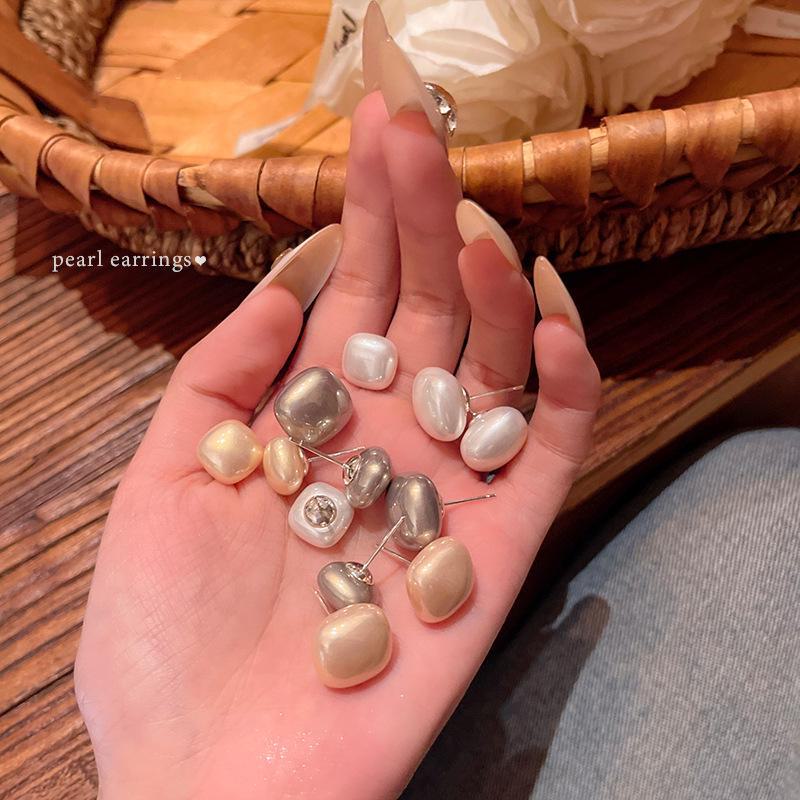 Серьги с квадратным жемчугом 2024: Модные и элегантные простые серьги высокого класса для влиятельных лиц