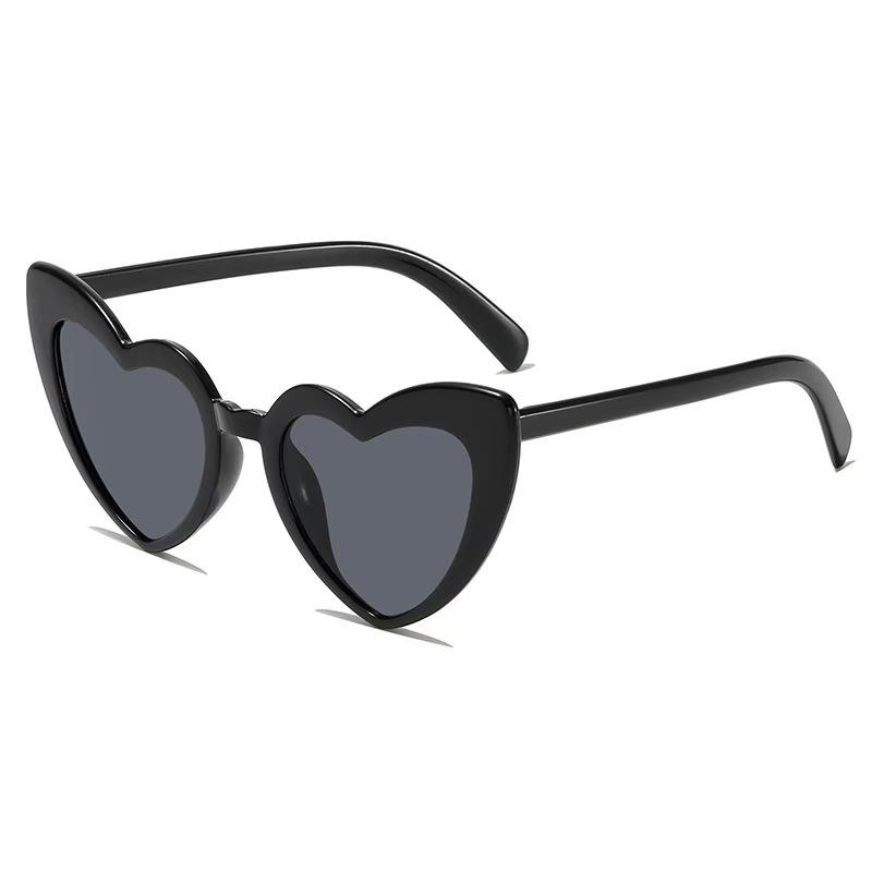 Summer Women Heart-Shaped Sunglasses For Outdoor Sun Protection And Uv Blocking Fashionable Women Heart Eyewear