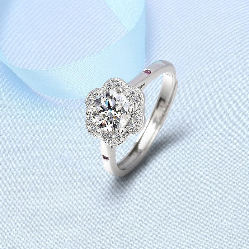 Micro Paved Six Prong Moissanite Style Simulated S925 Silver Engagement Ring Trending Proposal Diamond Ring for Women Wholesale