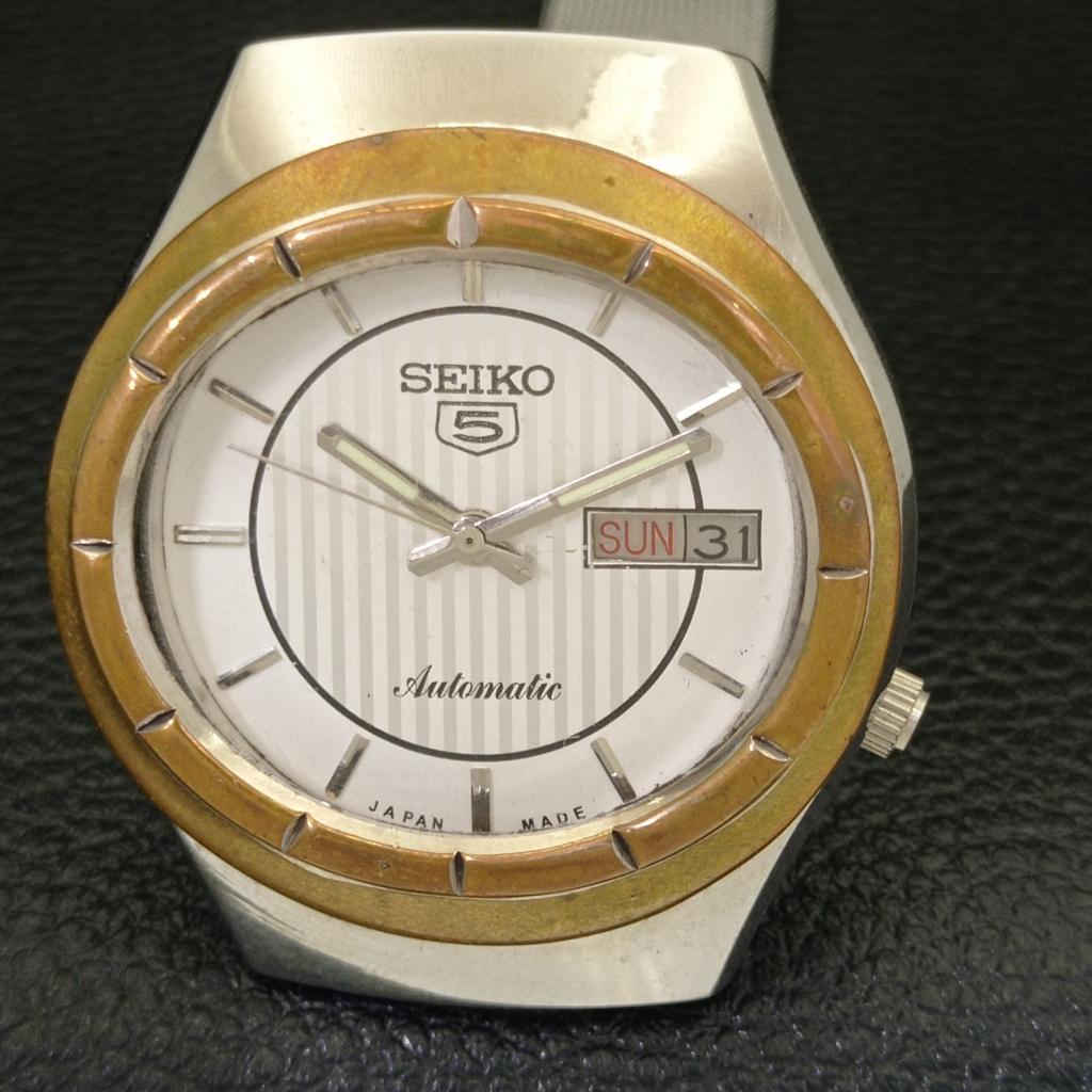 Б/У винтажные мужские часы SEIKO 5 AUTOMATIC 7009A из Японии с белым циферблатом a433231-2