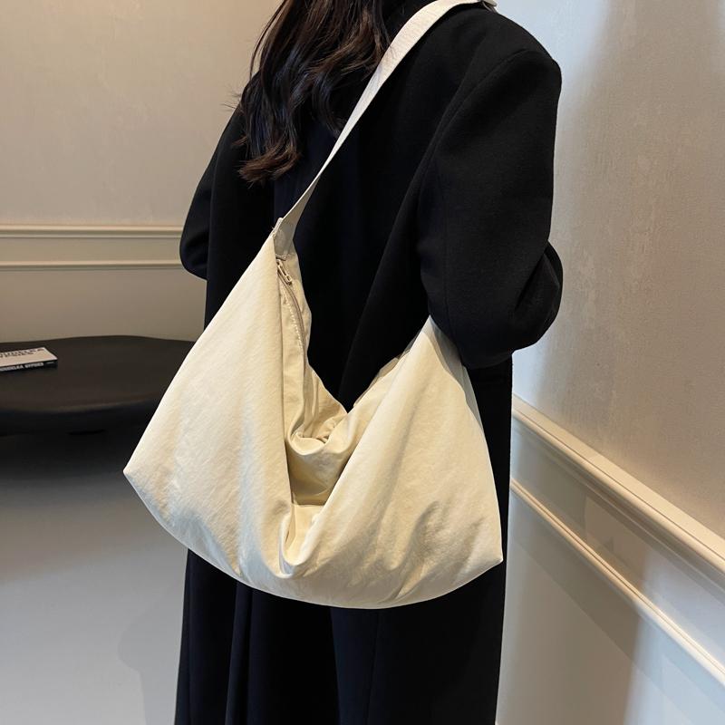 Сумка через плечо женская однотонная сумка через плечо легкая большая вместительная сумка