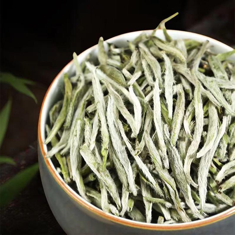 Белый чай премиум-класса 2024 года, новый чай, настоящий альпийский чай, старый белый чай, консервированный