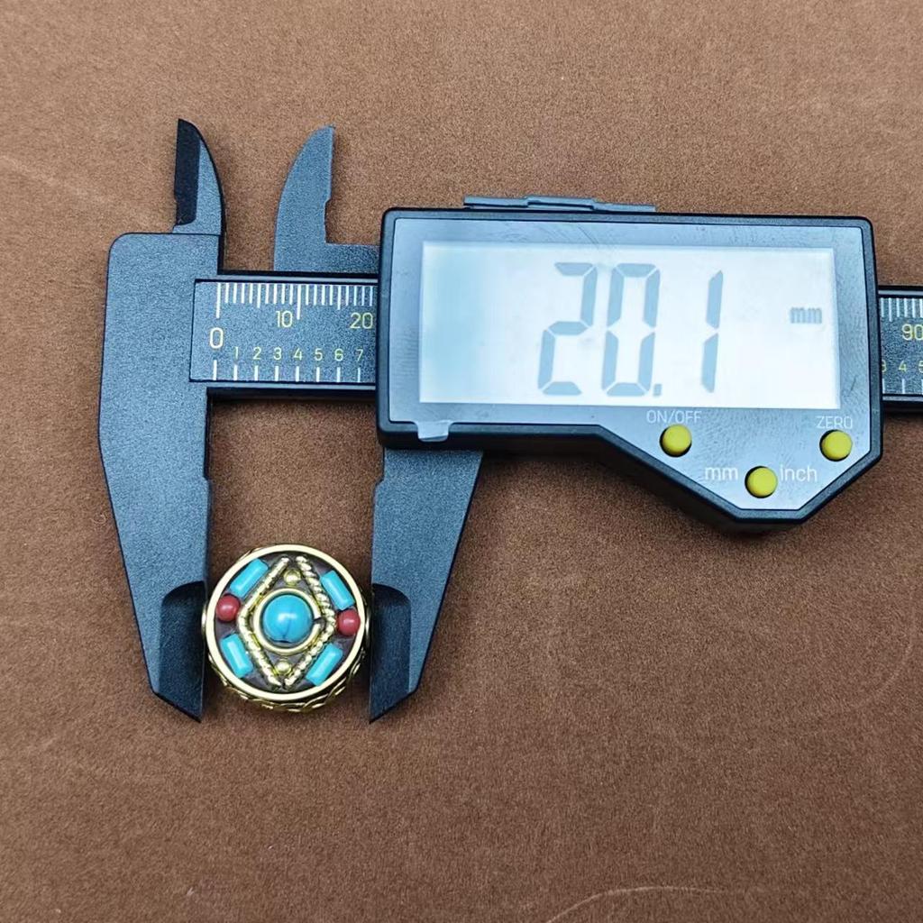 Непальское ручное изготовление шестислоговой мантры ожерелье с латунными инкрустированными бусинами