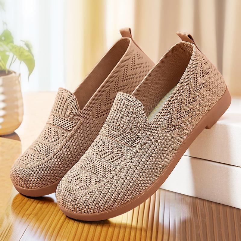 Cloth Shoes Women's Summer Breathable Mesh Shoes Lightweight One-pedal Hollow Mesh Shoes Flat-soled Elderly Shoes Mother Shoes