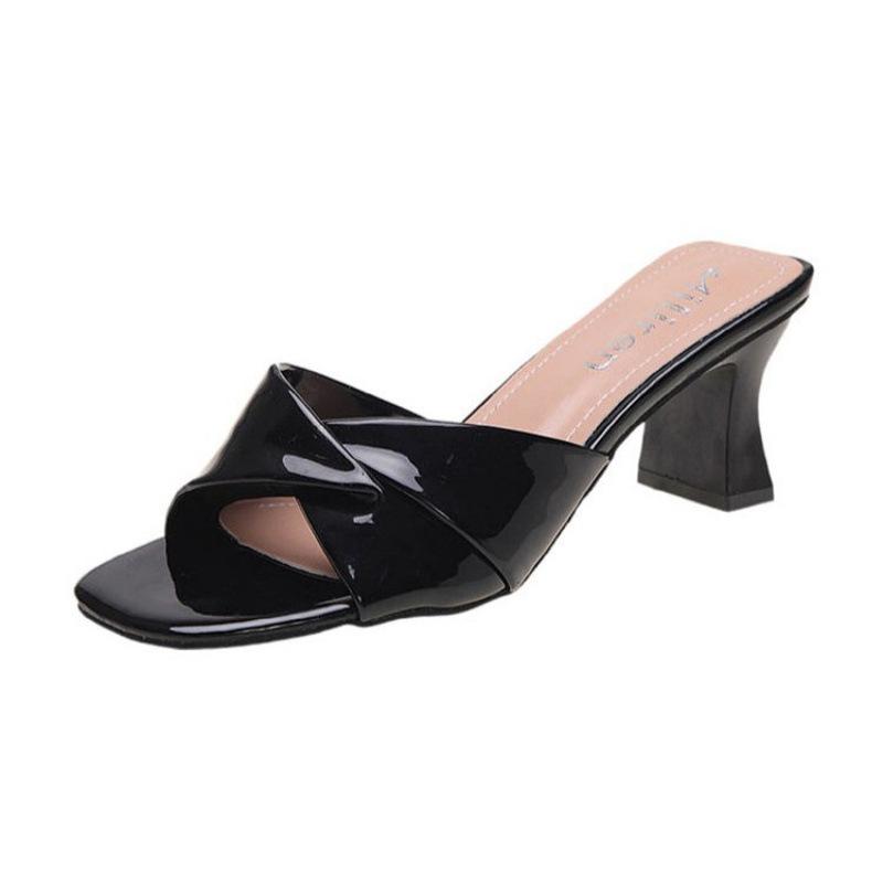 Туфли на высоком каблуке женские летние 2025 новые интернет знаменитости туфли на среднем каблуке модные туфли для мам квадратный каблук толстые каблуки тапочки верхняя одежда one-wor