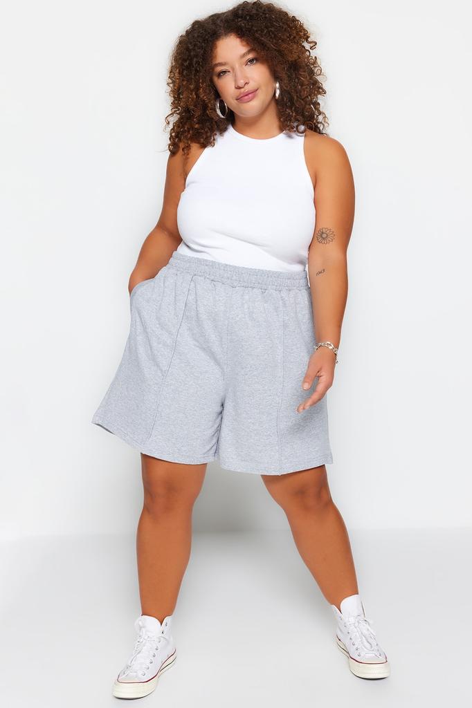 Women's Plus Big Size Fashion Black Thin Ribbed Knitted Shorts