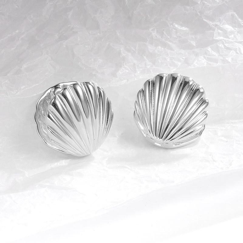 Vintage Metal Shell Stud Earrings for Women Punk Silver Texture Geometric Irregular Ear Buckle Jewelry Party Gift