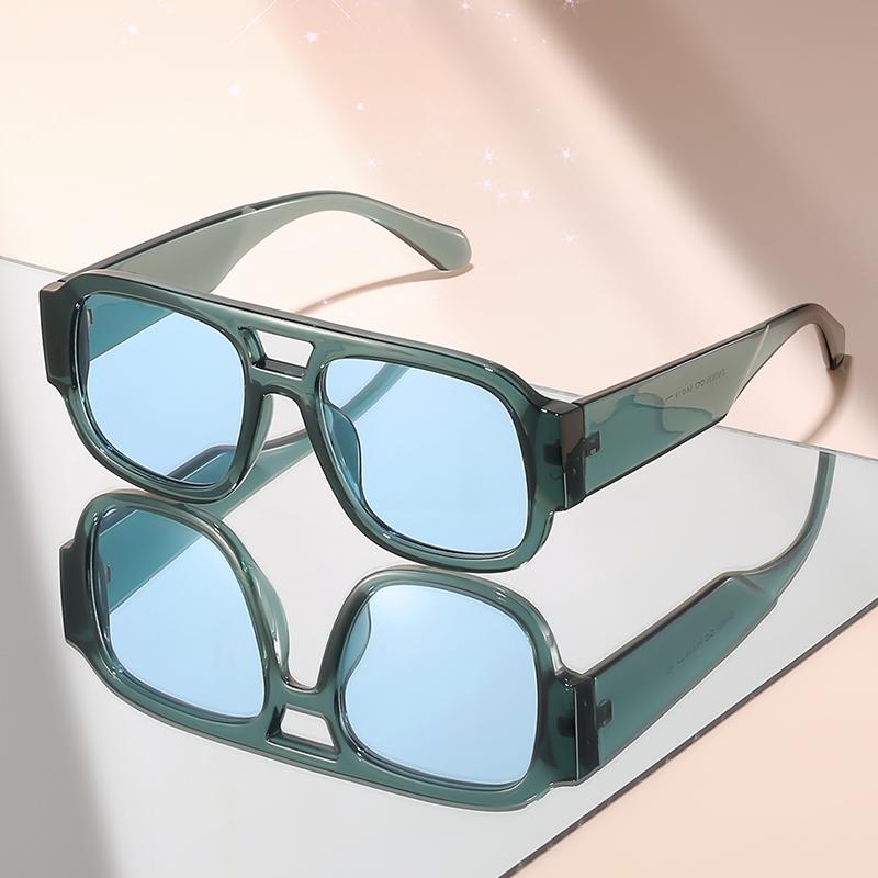 New Retro Double Beam Square Framed Sunglasses for Travel and Daily Wear
