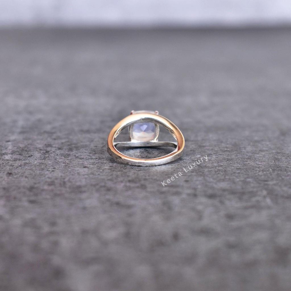 Natural Moonstone ring Rainbow moonstone statement ring for women Sterling silver ring Healing crystal ring for her Bridesmaid Gifts