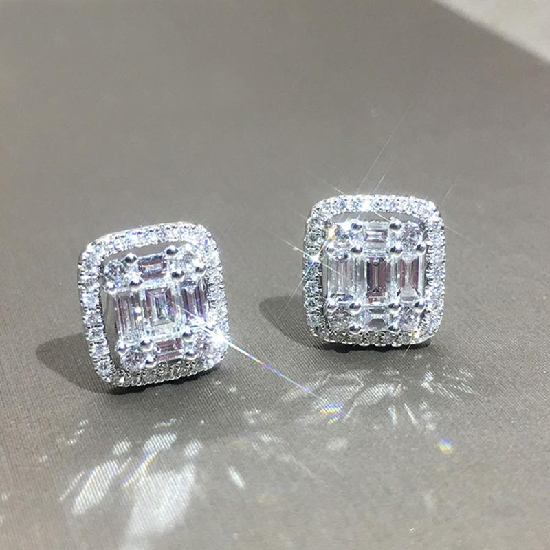 Huitan Ослепительные серьги-гвоздики с кубическим цирконием для женщин Высококачественное серебряное покрытие Свадебная вечеринка Роскошная модная женская бижутерия