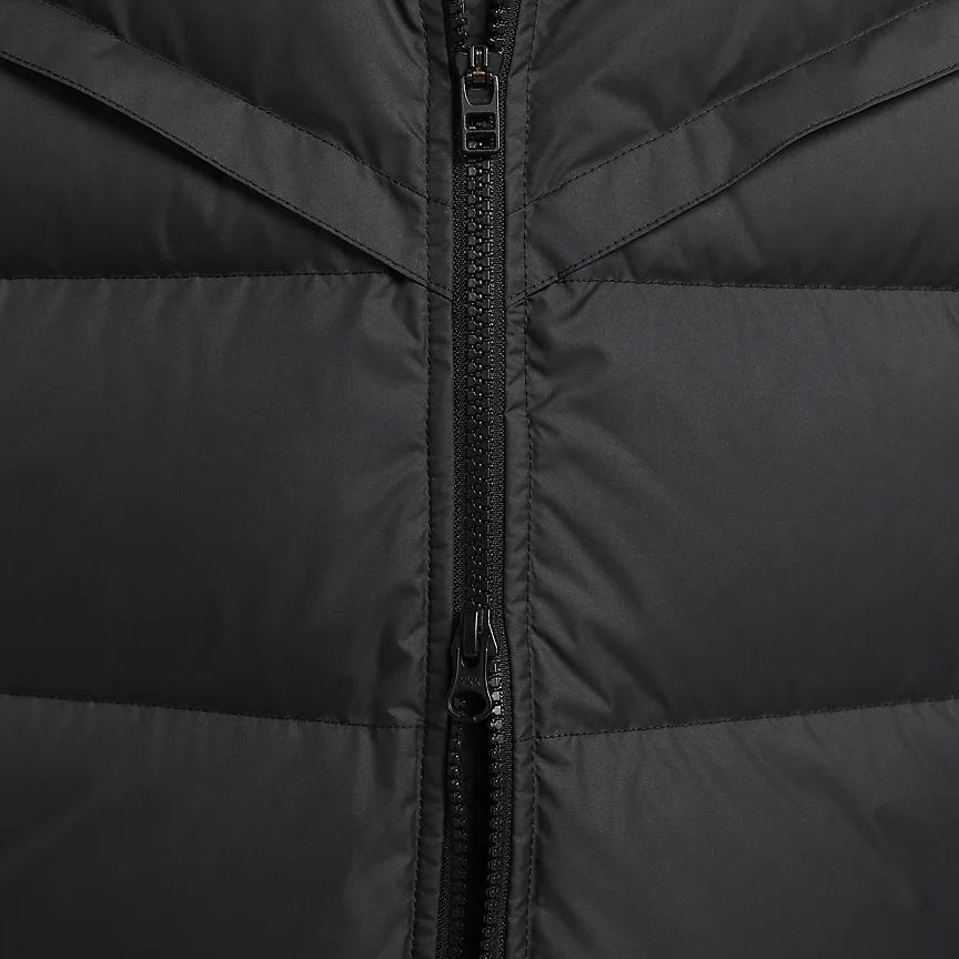 Nike Куртка мужская утепленная ветровка Storm-Fit Windrunner с капюшоном, черная HQ4185-010