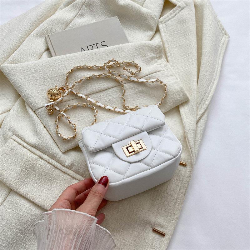 Популярная в этом году маленькая женская сумка 2025 новая летняя модная трендовая сумка-мессенджер простая повседневная маленькая квадратная сумка женская