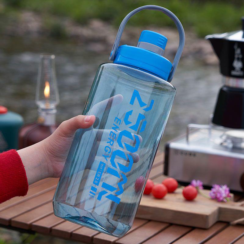 High-Capacity Plastic Fitness Water Bottle with Handle - Heat Resistant, for Men and Women