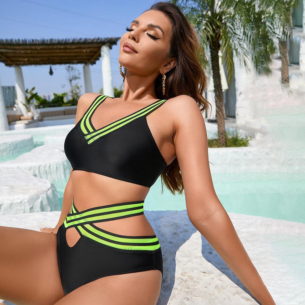 Женский сексуальный костюм-бикини с треугольным разрезом, комплект с завязками сбоку, стринги, купальник, перекрывающийся однотонный блокирующий цвет