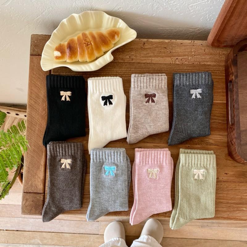 Maillard Socks Mid-Tube Socks Cotton Socks Warm Bow Embroidery Spring And Autumn Thickened Stacking Stockings