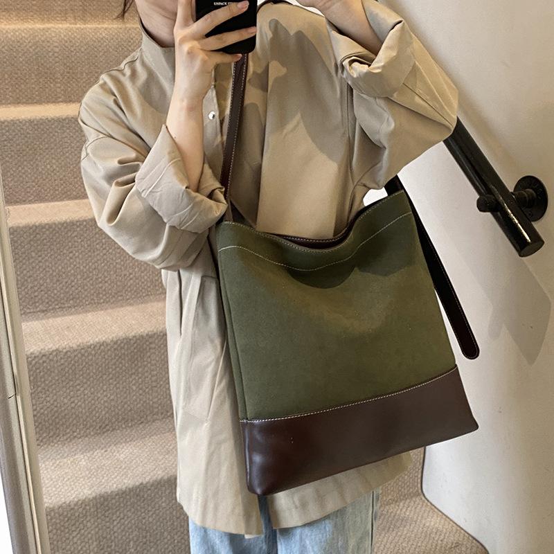 Замшевая сумка в стиле ретро 2025 новая модная сумка-ведро для поездок на работу премиальной текстуры сумка-тоут на плечо