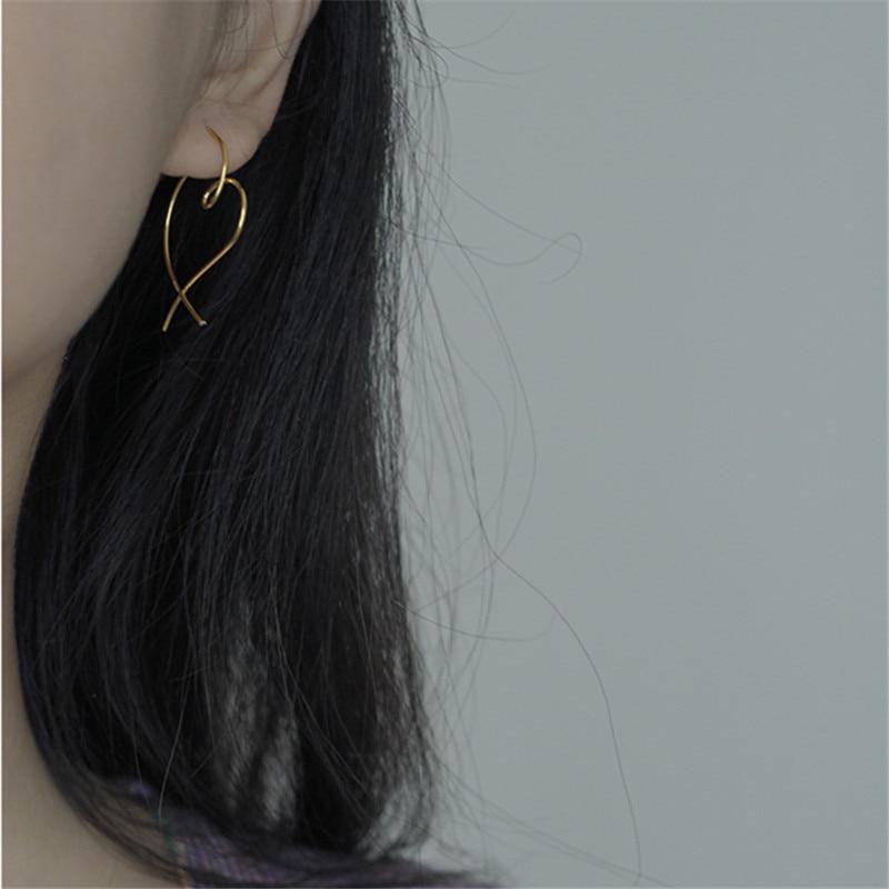 925 Sterling Silver Plating Twisted Geometric Heart-shaped Wave Earrings Women Punk Hip Hop Jewelry