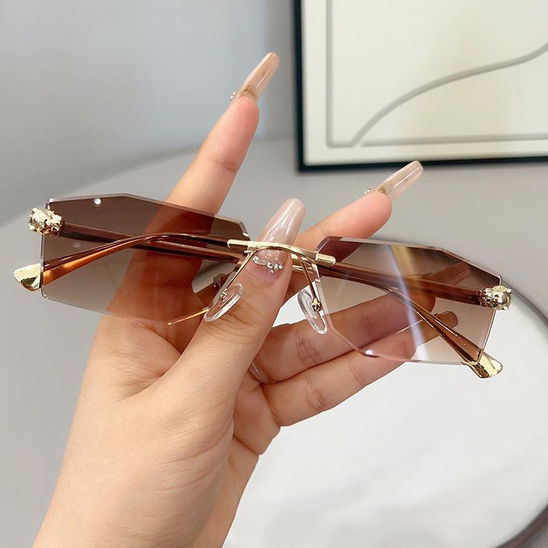 JYL TS Cat Eye Sunglasses Women UV Protection Pink Frame YH8061